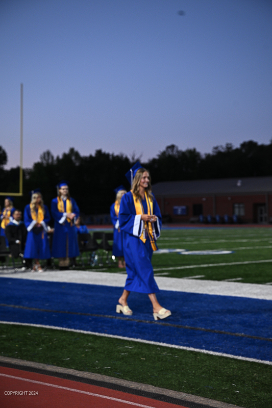 FCGrad250361.jpg