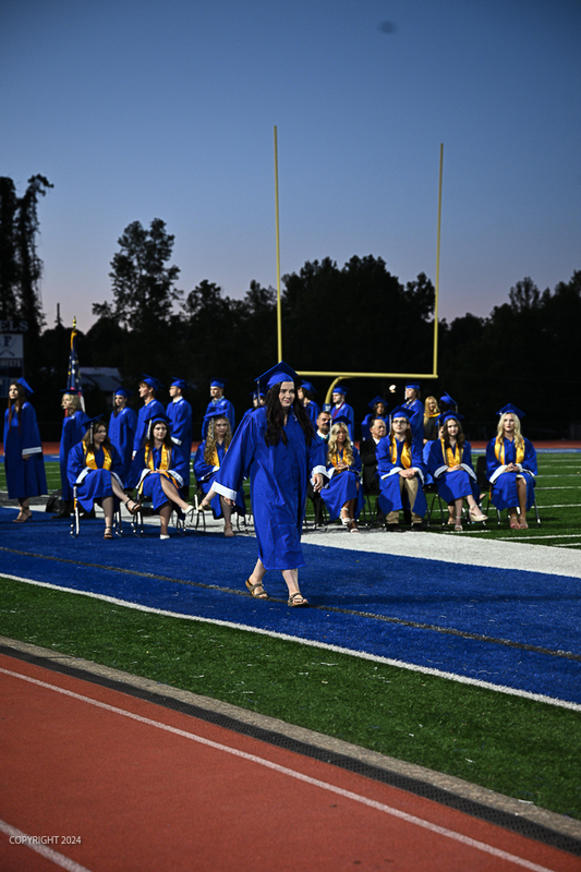 FCGrad250394.jpg