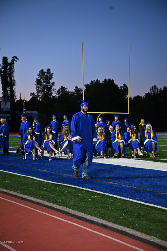 FCGrad250396.jpg