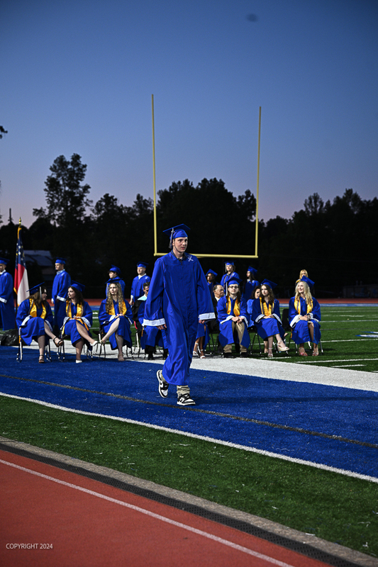 FCGrad250398.jpg