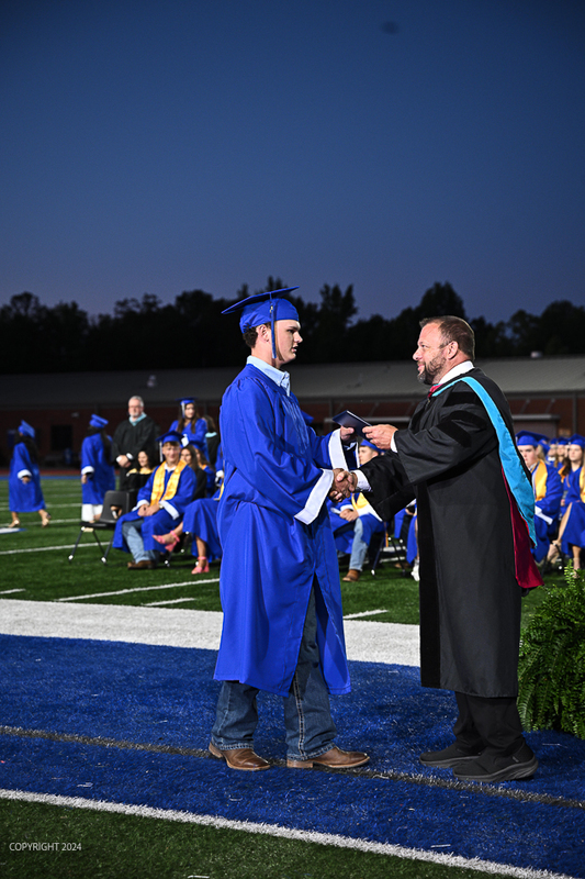 FCGrad250412.jpg