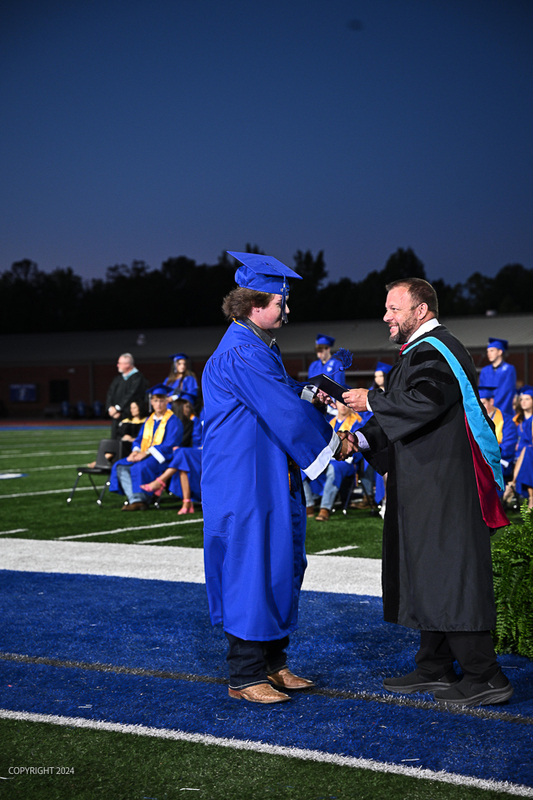 FCGrad250424.jpg