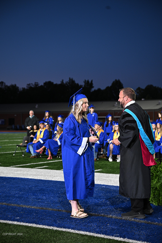 FCGrad250428.jpg