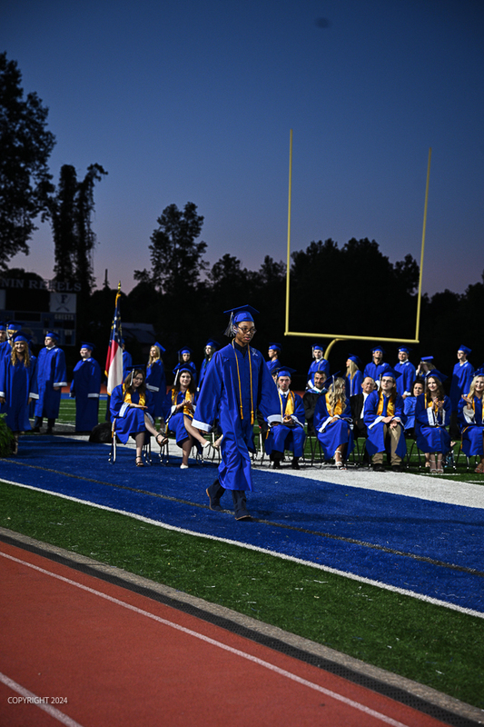 FCGrad250447.jpg