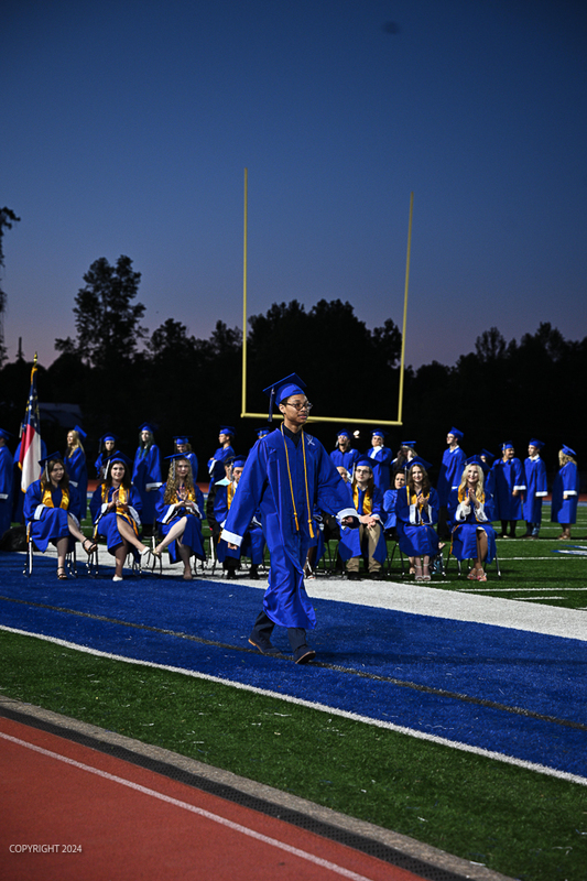 FCGrad250448.jpg