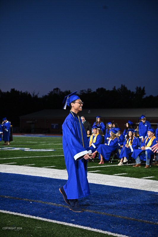 FCGrad250449.jpg