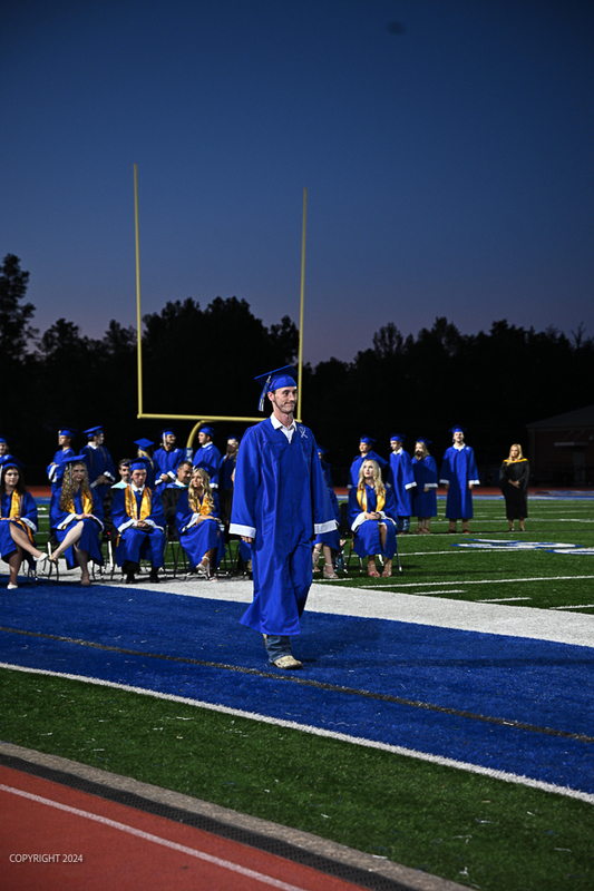 FCGrad250457.jpg