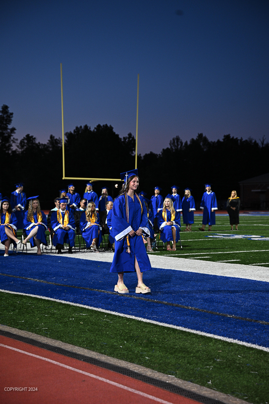 FCGrad250460.jpg