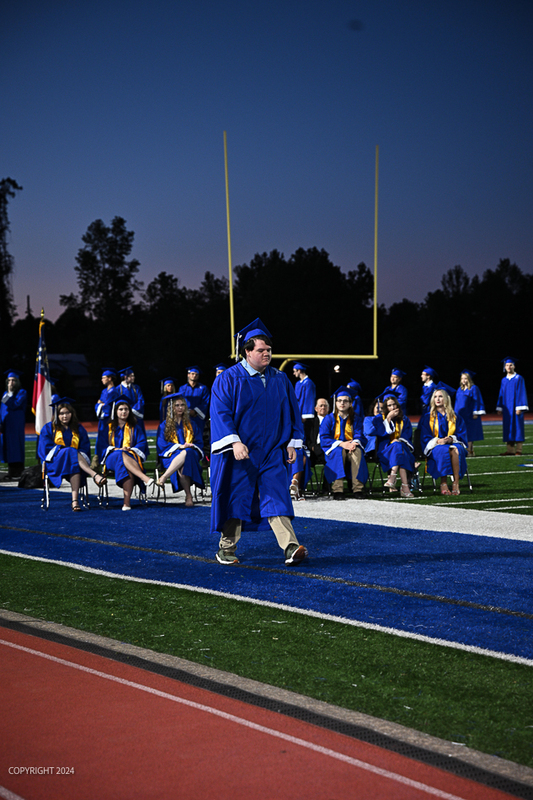 FCGrad250462.jpg