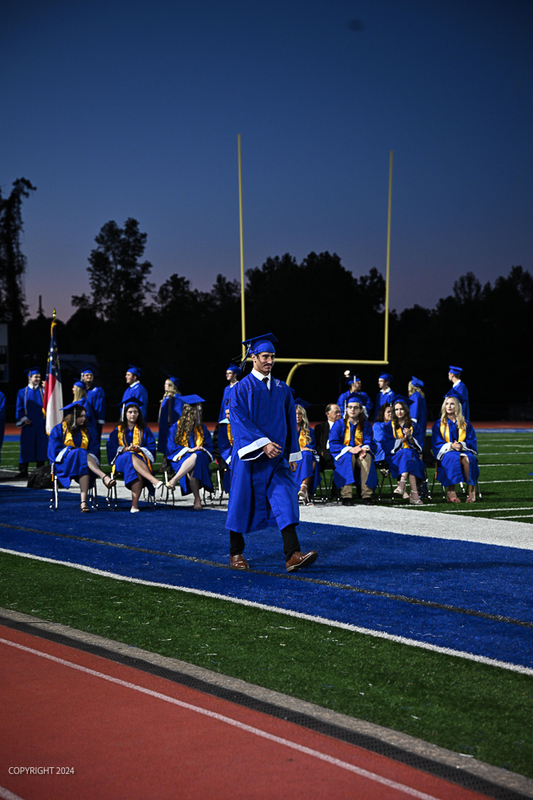 FCGrad250466.jpg