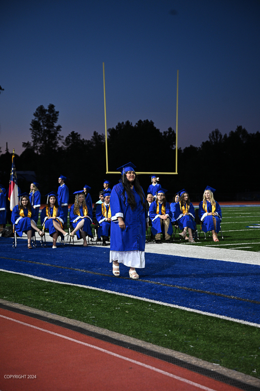 FCGrad250470.jpg