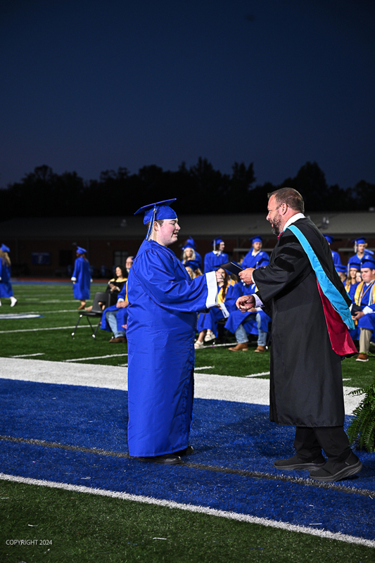 FCGrad250477.jpg