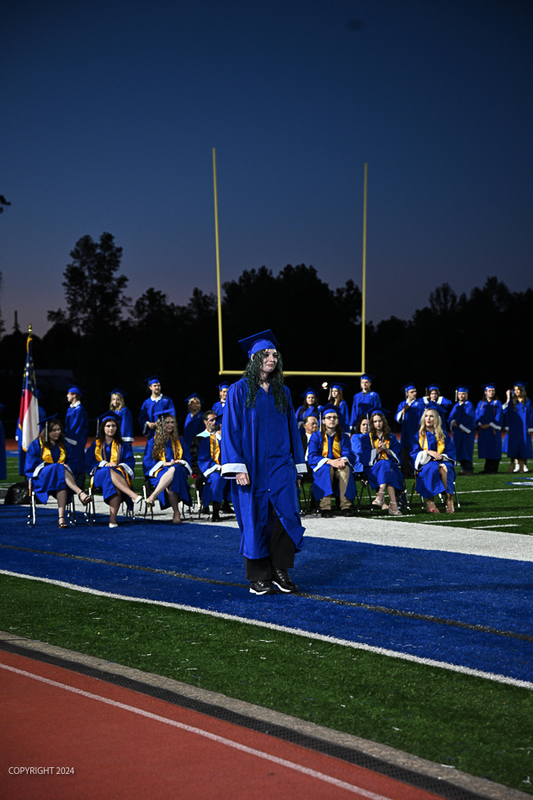 FCGrad250484.jpg
