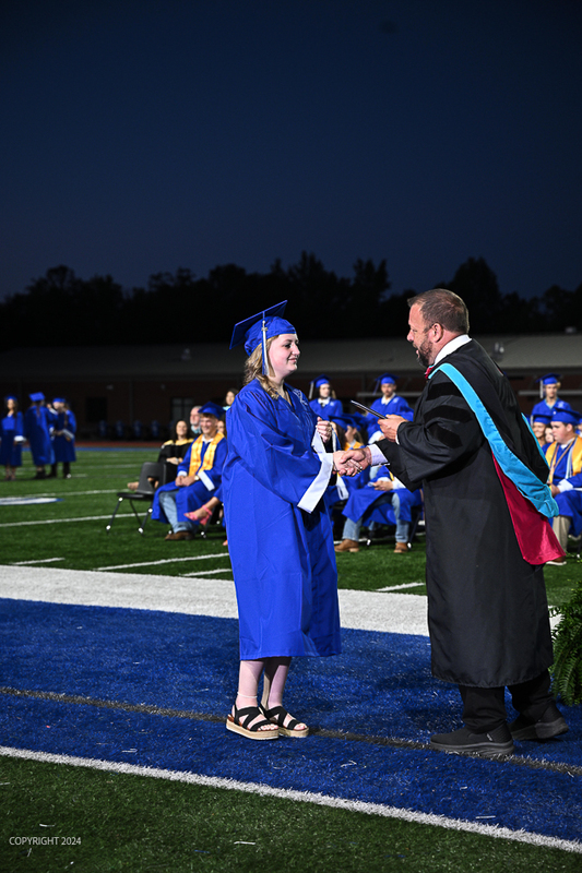 FCGrad250487.jpg