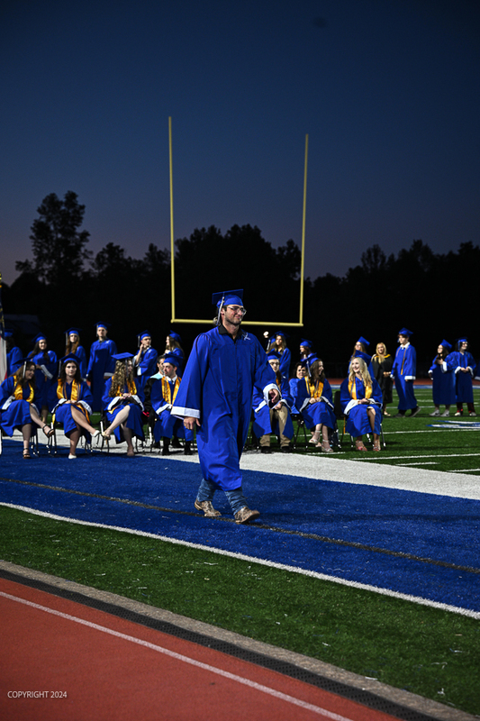 FCGrad250495.jpg