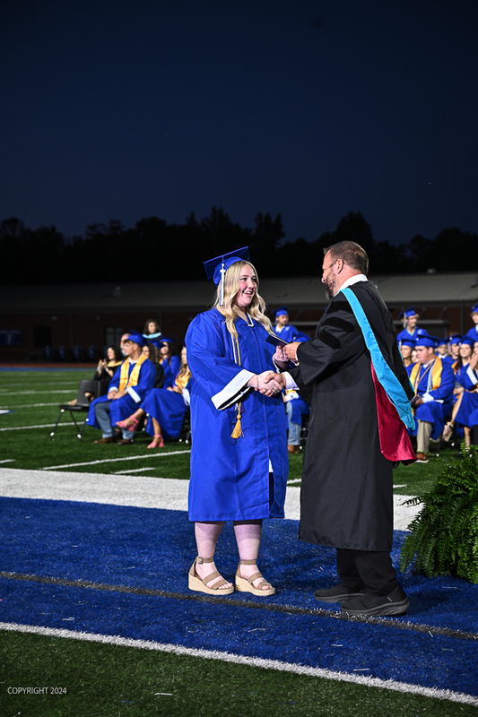 FCGrad250501.jpg