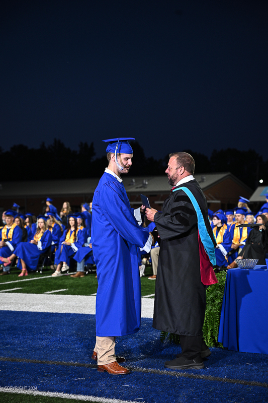FCGrad250513.jpg
