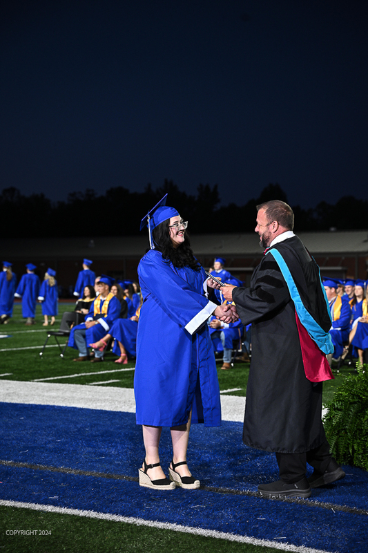 FCGrad250520.jpg