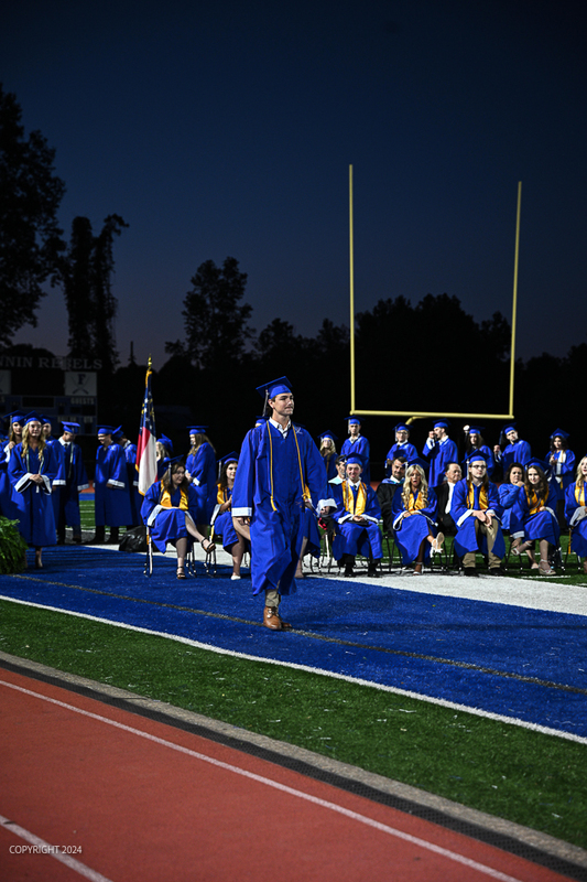 FCGrad250560.jpg