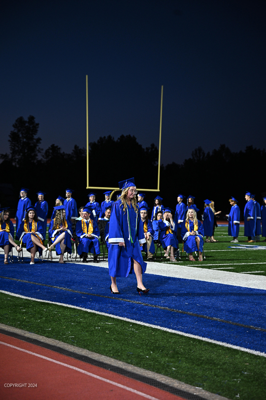 FCGrad250563.jpg