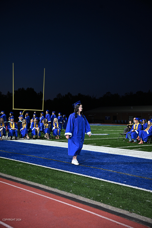 FCGrad250575.jpg