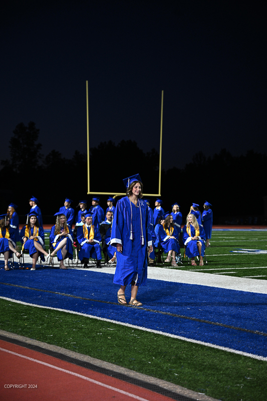 FCGrad250633.jpg