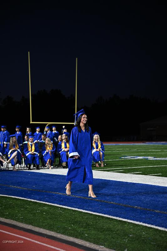 FCGrad250638.jpg