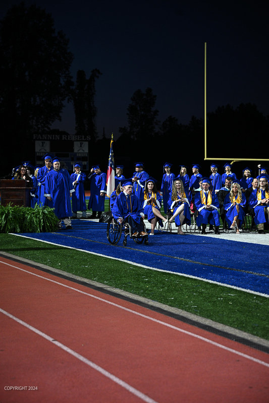 FCGrad250641.jpg