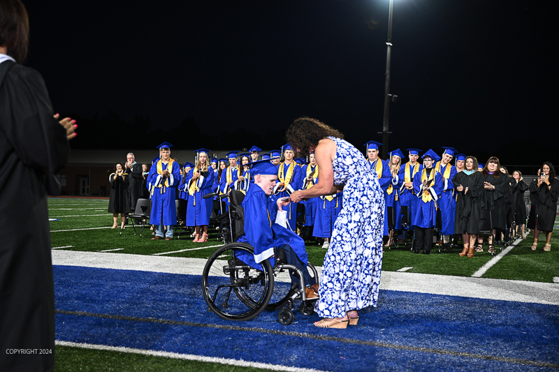 FCGrad250645.jpg
