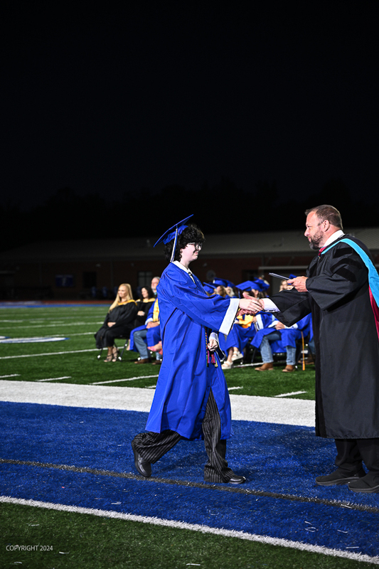 FCGrad250661.jpg