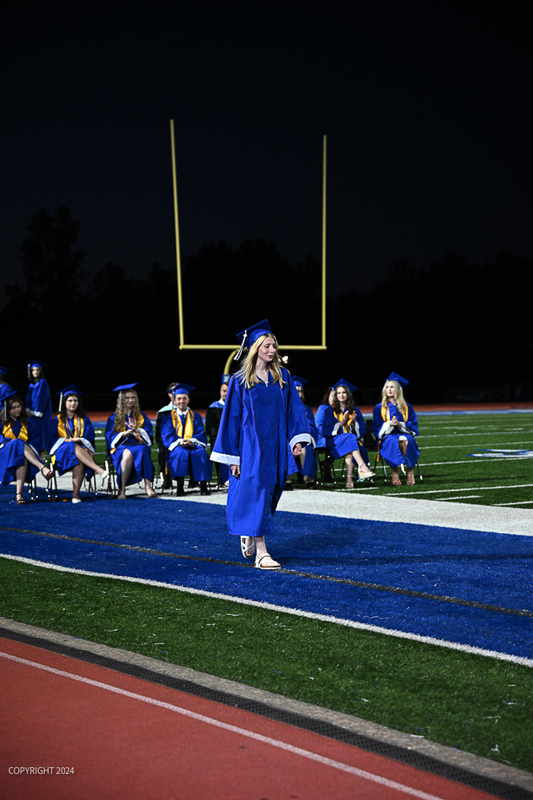 FCGrad250665.jpg