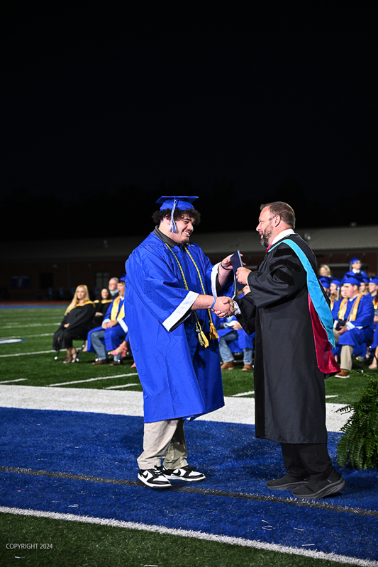 FCGrad250680.jpg