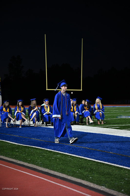 FCGrad250681.jpg