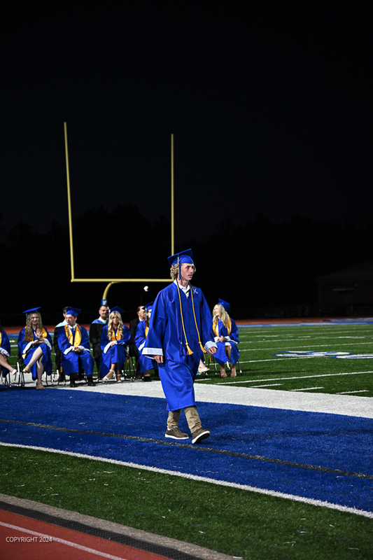 FCGrad250690.jpg