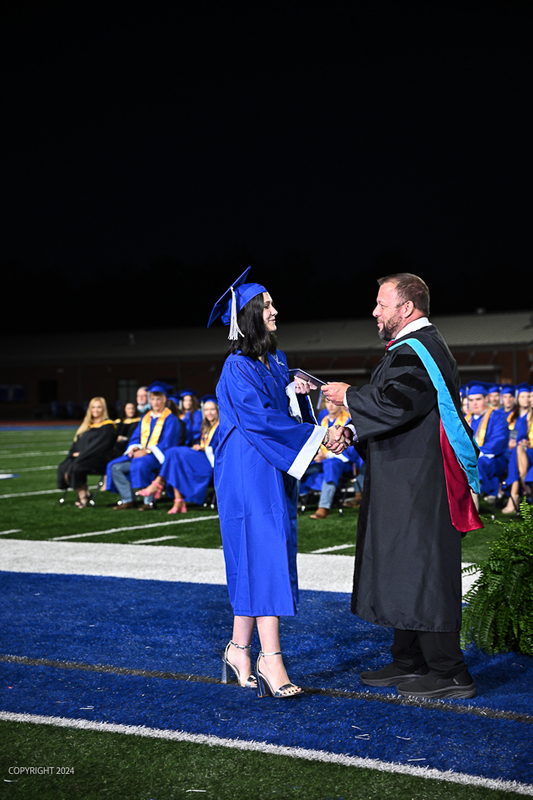 FCGrad250704.jpg