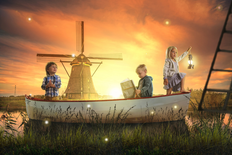 CLNetherlands_01.jpg :: Beautiful sunset over Kinderdijk windmill, Unesco world heritage