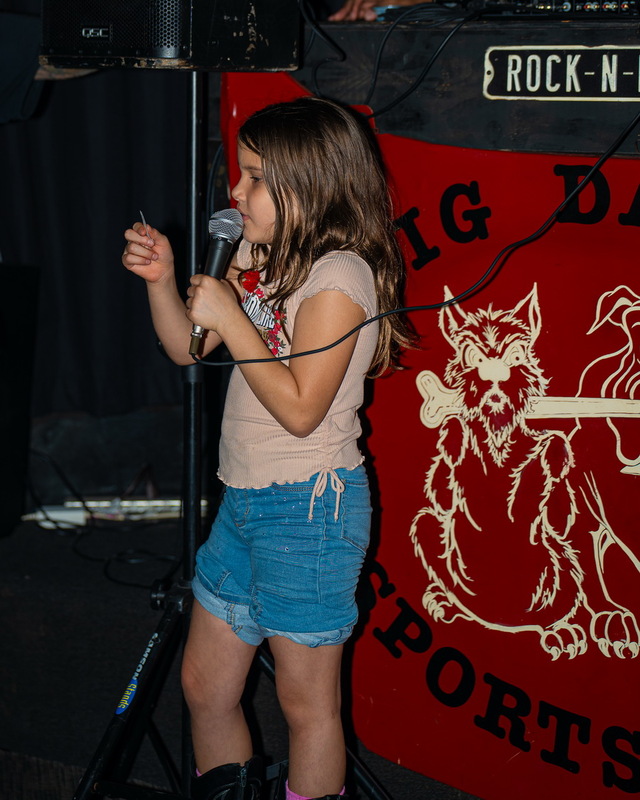 08-24-25a-304.jpg