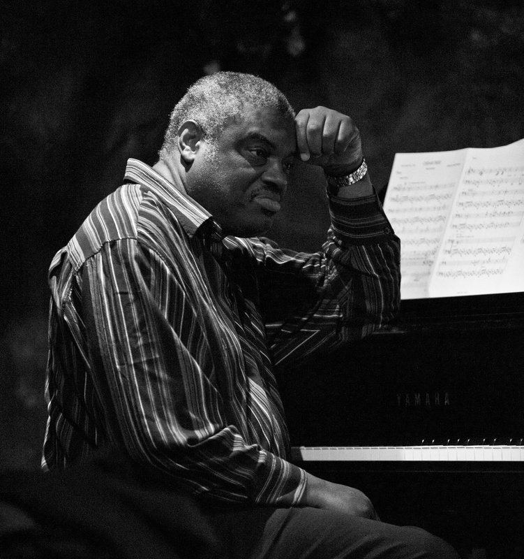 mulgrew miller.jpg
