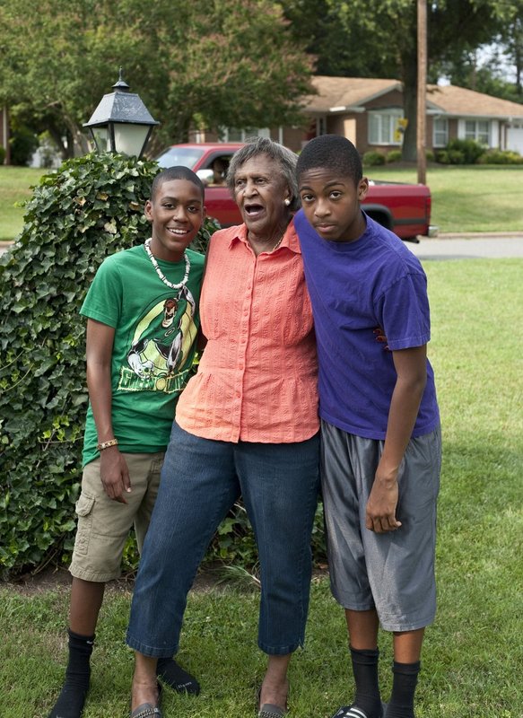 garrett grandma and eathyn.jpg