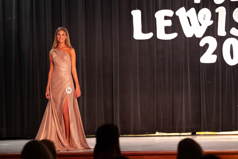 2025 Miss LHS-1010275.jpg