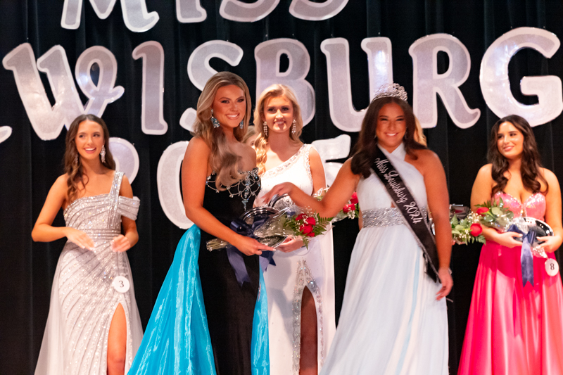 2025 Miss LHS-1010417.jpg