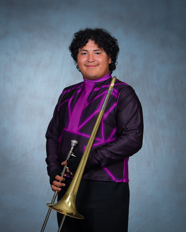 20250927 HHS Band Portraits-9015-Edit.jpg