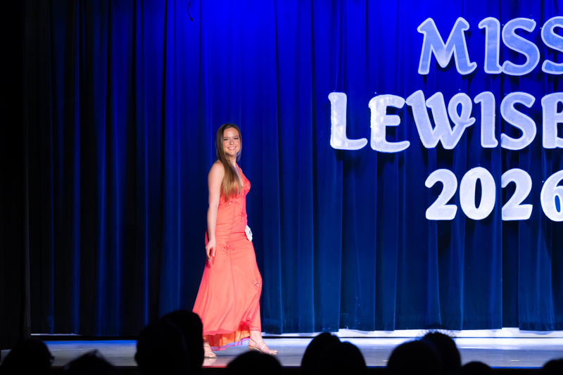 2026 Miss LHS-1030593.jpg