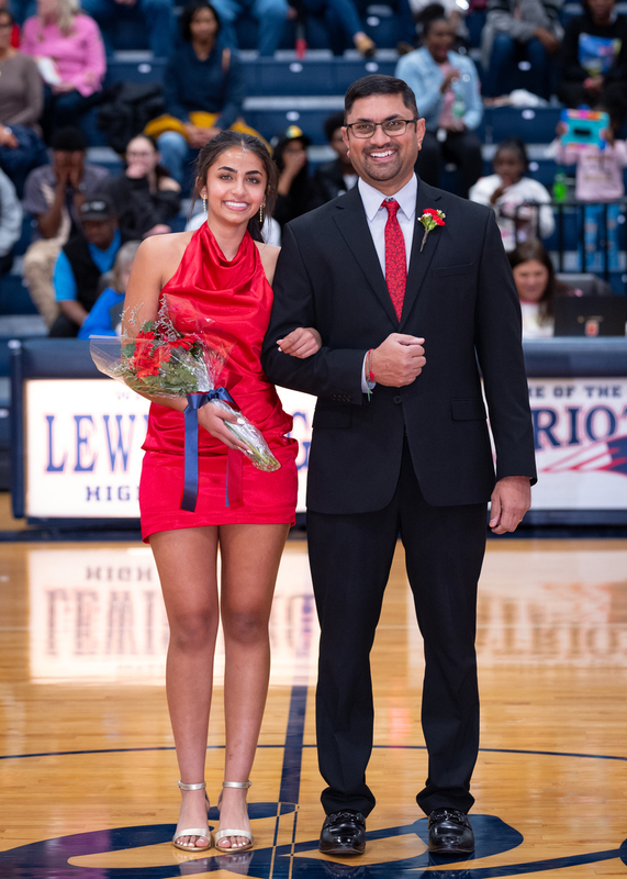 25 LHS Winterfest-1000133.jpg