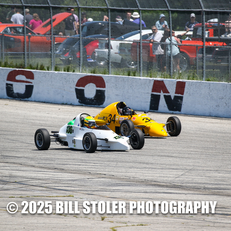 THOMPSON-25-9104.jpg
