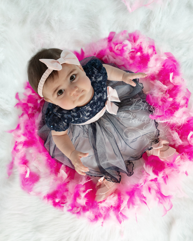 HoggLivianna7MFam2019_0080X2_web.jpg