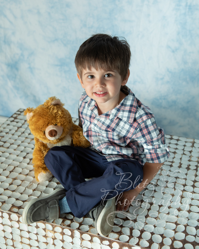 HoggLivianna7MFam2019_0095_web.jpg