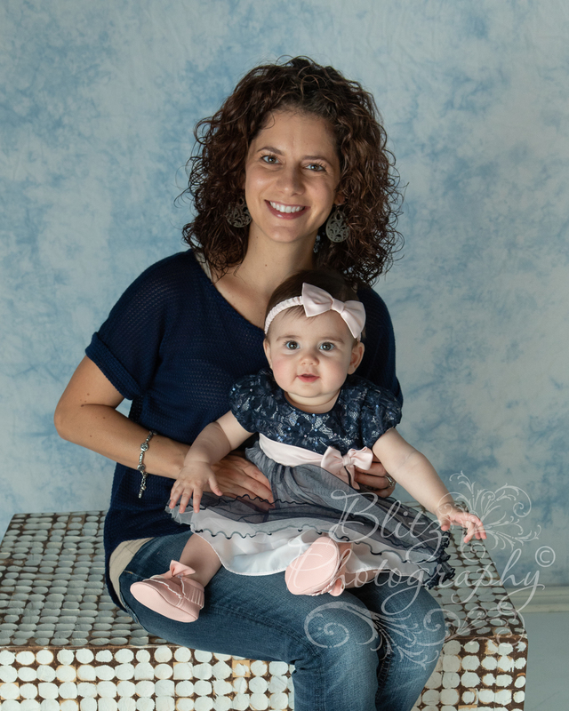 HoggLivianna7MFam2019_0197_web.jpg