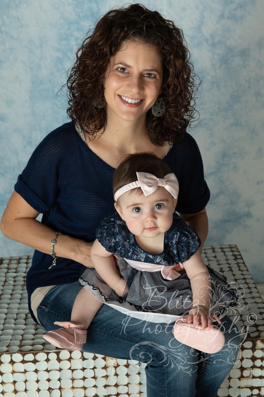 HoggLivianna7MFam2019_0208_web.jpg