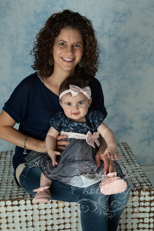 HoggLivianna7MFam2019_0228_web.jpg